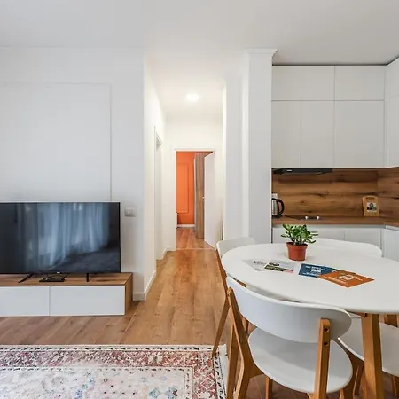 Main Square By Ps * Durrës