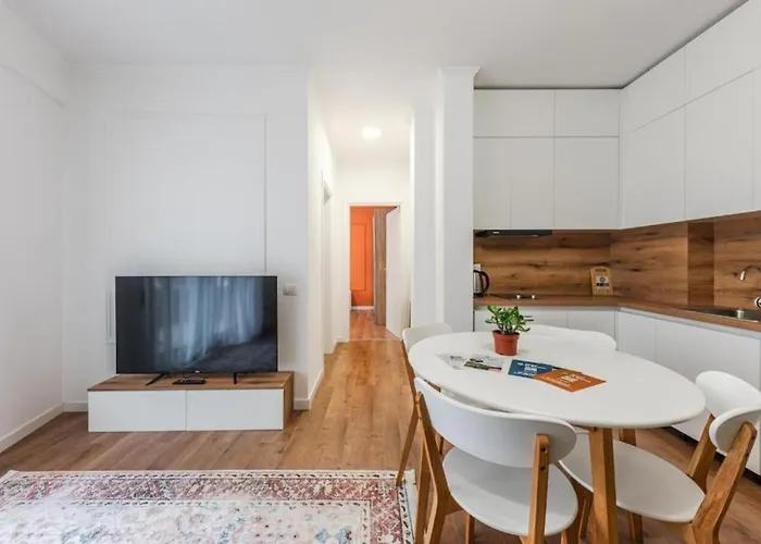 Main Square By Ps * Durrës